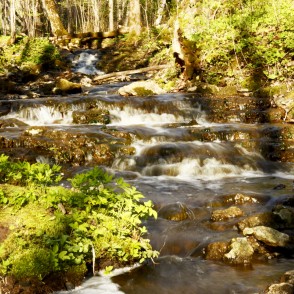 Glāžšķūņa ūdenskritums Glāžšķūņa ūdenskritums