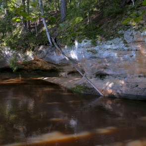 Lūrmaņu klintis, Rojas upe Lūrmaņu klintis, Rojas upe