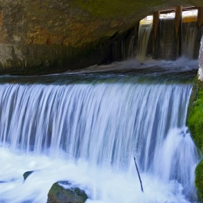 Cīravas ūdensdzirnavu slūžas Cīravas ūdensdzirnavu slūžas