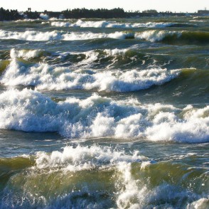 Jūra pie Liepājas Ziemeļu mola rudenī Jūra pie Liepājas Ziemeļu mola rudenī