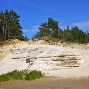 Staldzenes stāvkrasta ainava Staldzenes stāvkrasta ainava