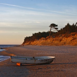 Staldzenes jūrmala saulrietā Staldzenes jūrmala saulrietā