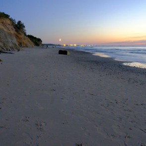 Staldzenes stāvkrasts vēlā vakarā Staldzenes stāvkrasts vēlā vakarā