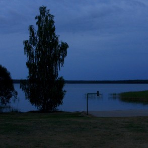 Usmas ezers naktī Usmas ezers naktī