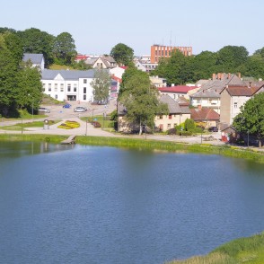 Skats uz Talsiem no Talsu pilskalna Skats uz Talsiem no Talsu pilskalna