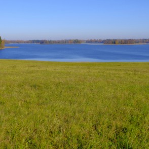 Ineša ezera ainava Ineša ezera ainava