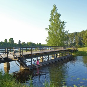 Tiltiņš Tepera ezerā Tiltiņš Tepera ezerā