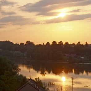 Saulriets mazajā Ludzas ezerā Saulriets mazajā Ludzas ezerā