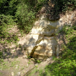 Raganu Kalna Acu avots Apē Raganu Kalna Acu avots Apē