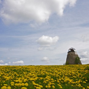Ainava ar Īves dzirnavām Ainava ar Īves dzirnavām