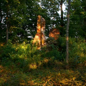 Embūtes pilsdrupas Embūtes pilsdrupas