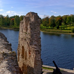 Kokneses pilsdrupu panorāma Kokneses pilsdrupu panorāma