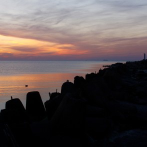 Daugavgrīvas mols pēc saulrieta Daugavgrīvas mols pēc saulrieta