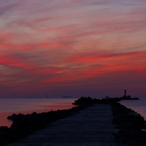 Daugavgrīvas mols pēc saulrieta Daugavgrīvas mols pēc saulrieta