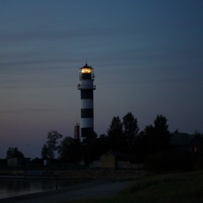 Daugavgrīvas bāka naktī Daugavgrīvas bāka naktī