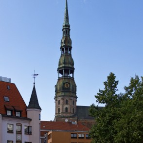 Skats uz Pēterbaznīcu Skats uz Pēterbaznīcu