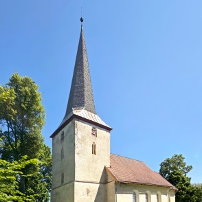 Apriķu luterāņu baznīca Apriķu luterāņu baznīca