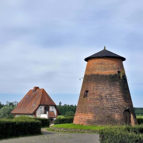 Kāravu vējdzirnavas (Strazdu vējdzirnavas) Kāravu vējdzirnavas (Strazdu vējdzirnavas)