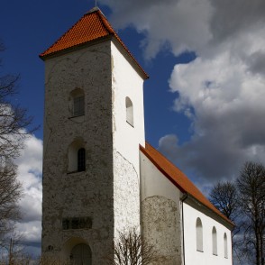 Puzes evaņģēliski luteriskā baznīca Puzes evaņģēliski luteriskā baznīca