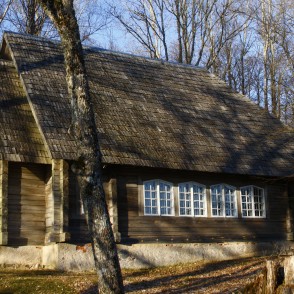 Usmas Sv. Pētera baznīca Usmas Sv. Pētera baznīca