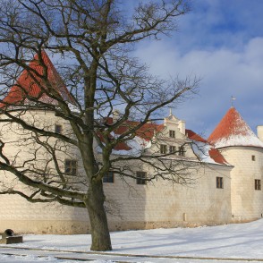 Bauskas viduslaiku pils ziemā Bauskas viduslaiku pils ziemā
