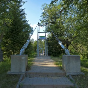 Kājnieku tilts pār Amatu pie Zvārtes ieža Kājnieku tilts pār Amatu pie Zvārtes ieža