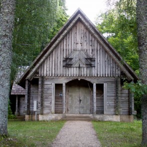 Usmas Sv. Pētera baznīca Usmas Sv. Pētera baznīca