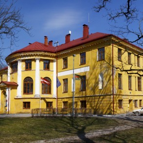 Tiņģeres muižas pils Tiņģeres muižas pils