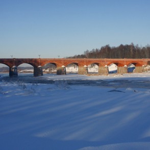 Kuldīgas ķieģeļu tilts ziemā Kuldīgas ķieģeļu tilts ziemā