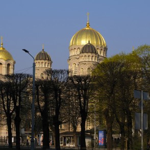 Rīgas Kristus Piedzimšanas pareizticīgo katedrāles kupoli Rīgas Kristus Piedzimšanas pareizticīgo katedrāles kupoli