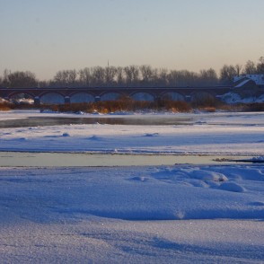 Skats uz Kuldīgas tiltu ziemā Skats uz Kuldīgas tiltu ziemā