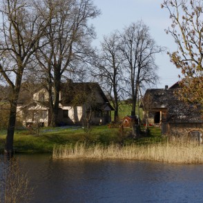 Iģenes muižas kalēja māja Iģenes muižas kalēja māja