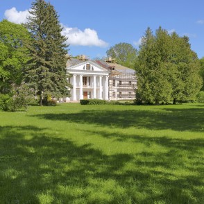 Svitenes muižas pils un parks Svitenes muižas pils un parks