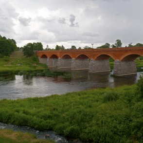 Ķieģeļu tilts pār Ventu Kuldīgā Ķieģeļu tilts pār Ventu Kuldīgā