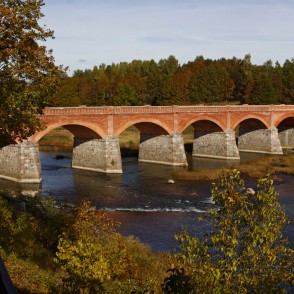 Ķieģeļu tilts pār Ventu (Kuldīga) Ķieģeļu tilts pār Ventu (Kuldīga)