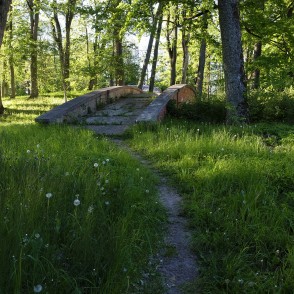 Tiltiņš pie Lielauces pils Tiltiņš pie Lielauces pils