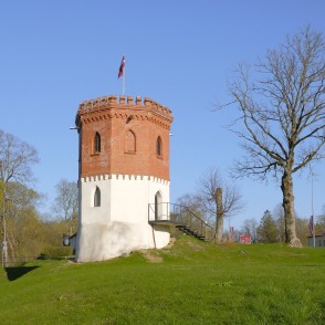 Priekules pils skatu tornis Priekules pils skatu tornis