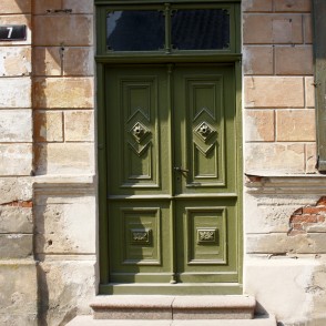 Ieejas portāls (Raiņa 7, Kuldīga) Ieejas portāls (Raiņa 7, Kuldīga)