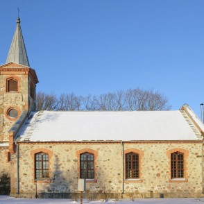 Kolkas luterāņu baznīca ziemā Kolkas luterāņu baznīca ziemā