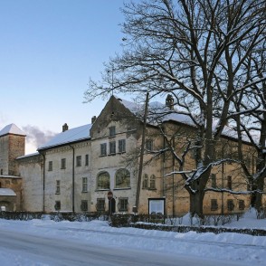 Dundagas viduslaiku pils ziemā Dundagas viduslaiku pils ziemā