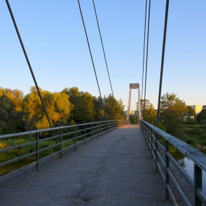 Gājēju vanšu tilts pār Gauju, Valmiera Gājēju vanšu tilts pār Gauju, Valmiera