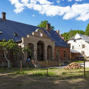 Kurmenes mācītājmuiža un klēts Kurmenes mācītājmuiža un klēts