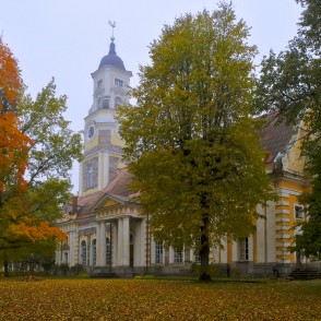 Alūksnes Evaņģēliski Luteriskā baznīca Alūksnes Evaņģēliski Luteriskā baznīca