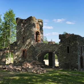 Kurmenes muižas mākslīgās pilsdrupas Kurmenes muižas mākslīgās pilsdrupas