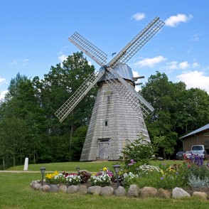 "Lazdu" vējdzirnavas muzeja" Ausekļu dzirnavas" teritorijā "Lazdu" vējdzirnavas muzeja" Ausekļu dzirnavas" teritorijā