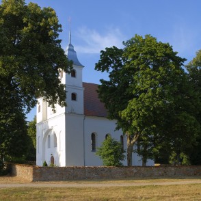 Lēnu Sv. Trīsvienības baznīca Lēnu Sv. Trīsvienības baznīca