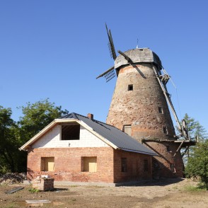 Pēterlauku vējdzirnavas Platones pagastā Pēterlauku vējdzirnavas Platones pagastā