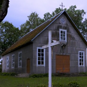 Strūžānu Vissvētās Trīsvienības Romas katoļu baznīca Strūžānu Vissvētās Trīsvienības Romas katoļu baznīca