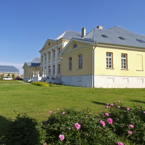 Bruknas muižas kungu māja Bruknas muižas kungu māja
