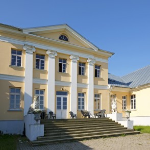 Bruknas muižas kungu māja Bruknas muižas kungu māja